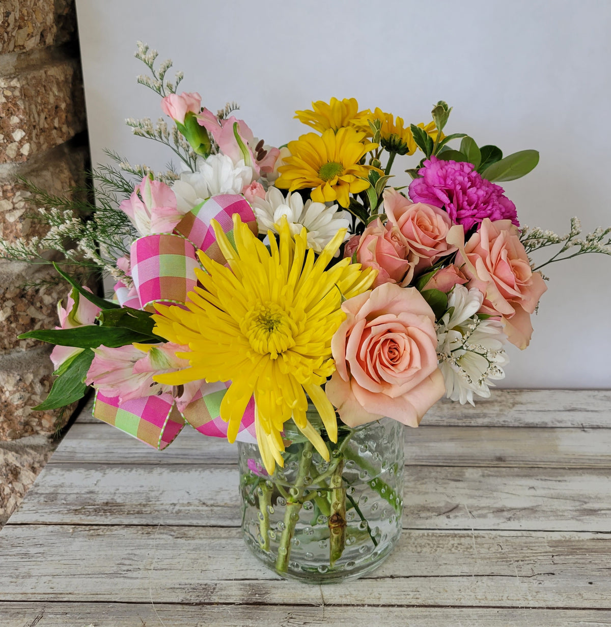 Valley Flowers ,Winnipeg Florist, Free delivery in Winnipeg.