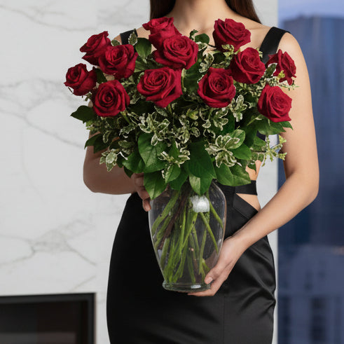 Dozen roses delivered in Winnipeg - Valley Florist